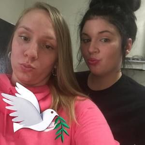 Meet your Posher, Leah